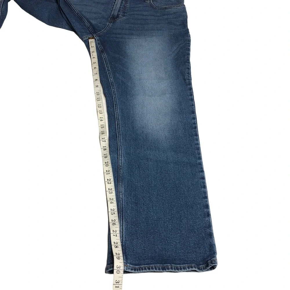 Old Navy Built In Flex Jeans Mens 42x32 Straight Leg Blue Medium Wash Workwear